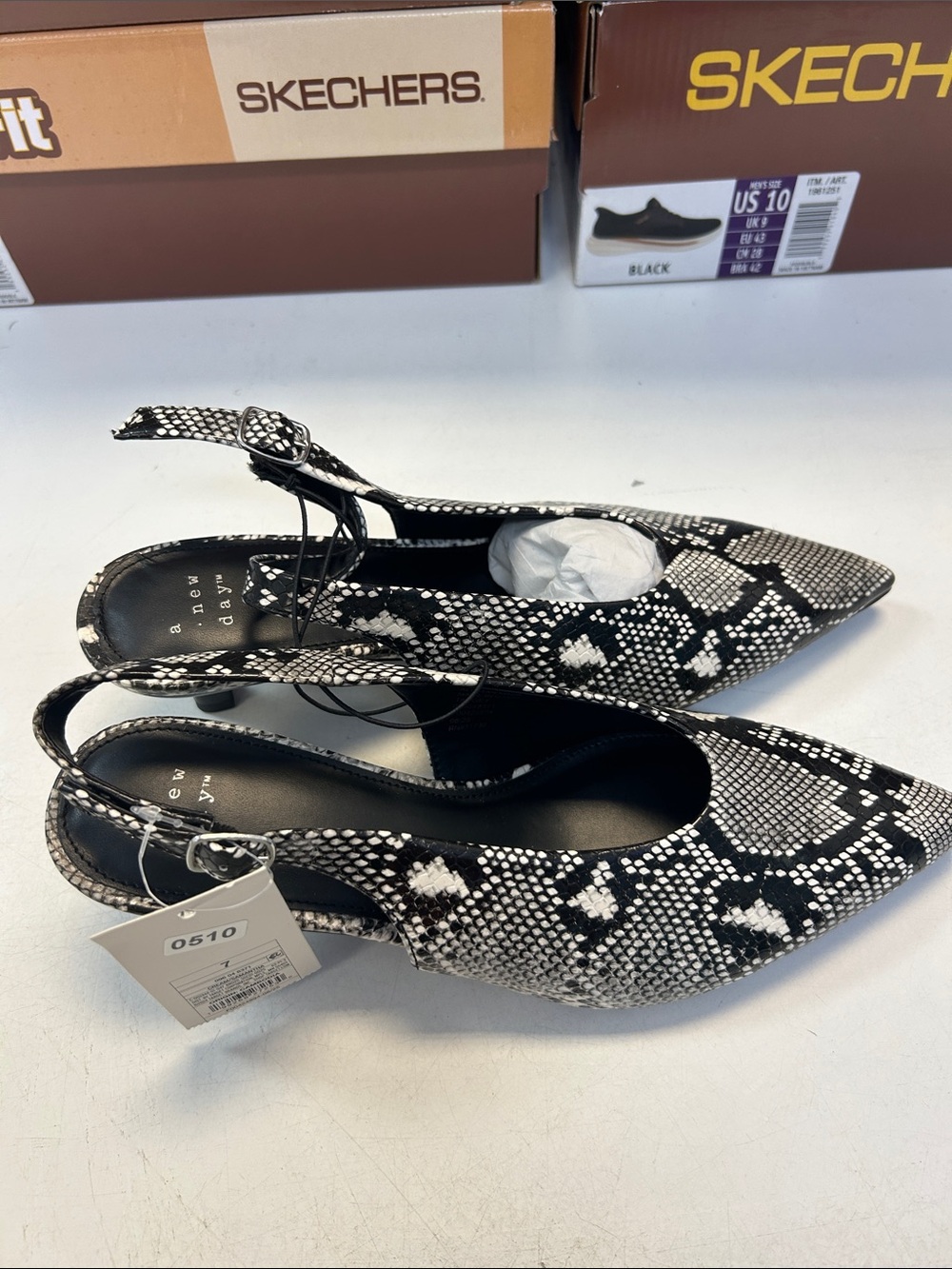 A New Day Women’s Size 7 Black & White Snake-Print Slingback Pumps 3510